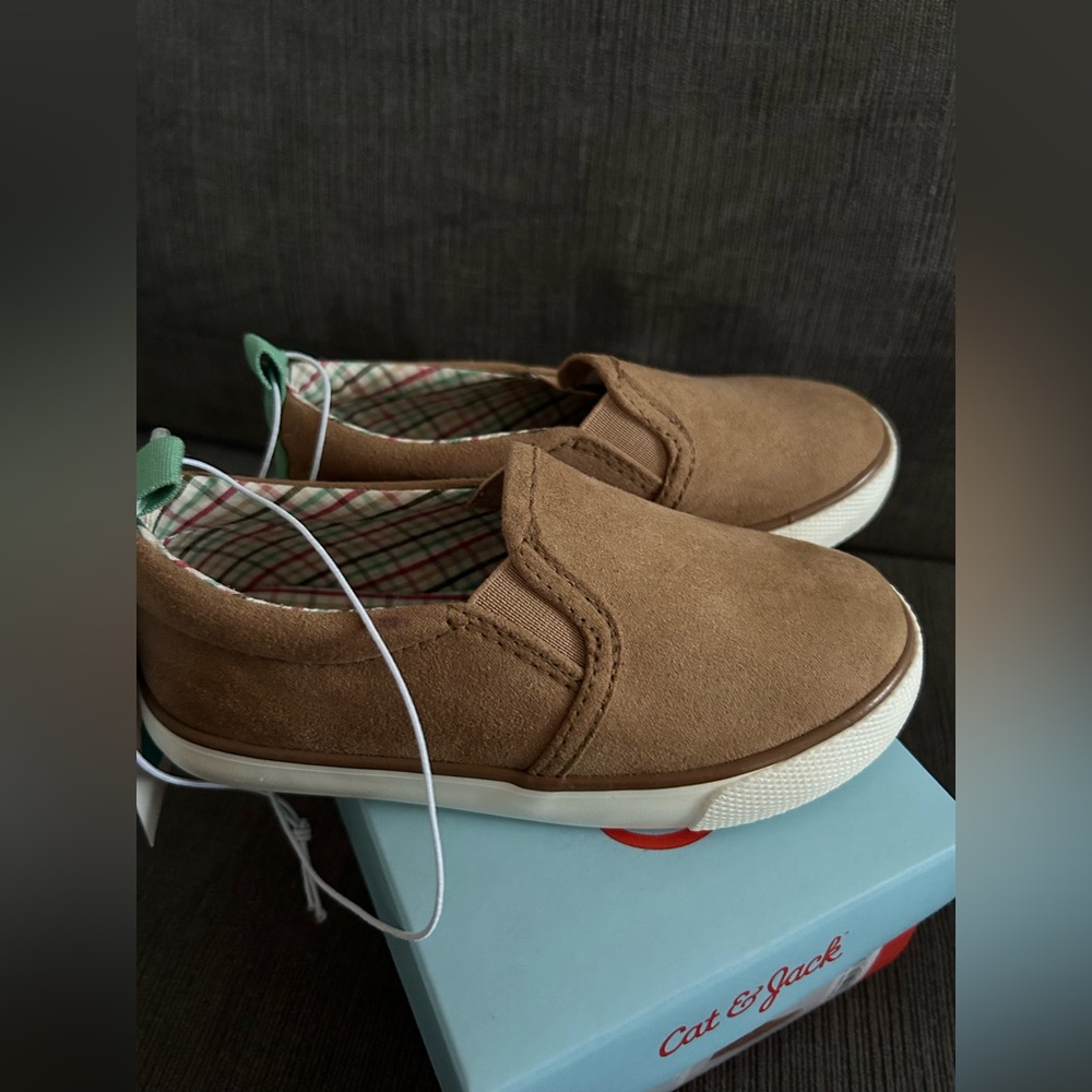 Cat & Jack Toddler Boy slip on sneaker shoes Keagan 8 NWT - Picture 6 of 8